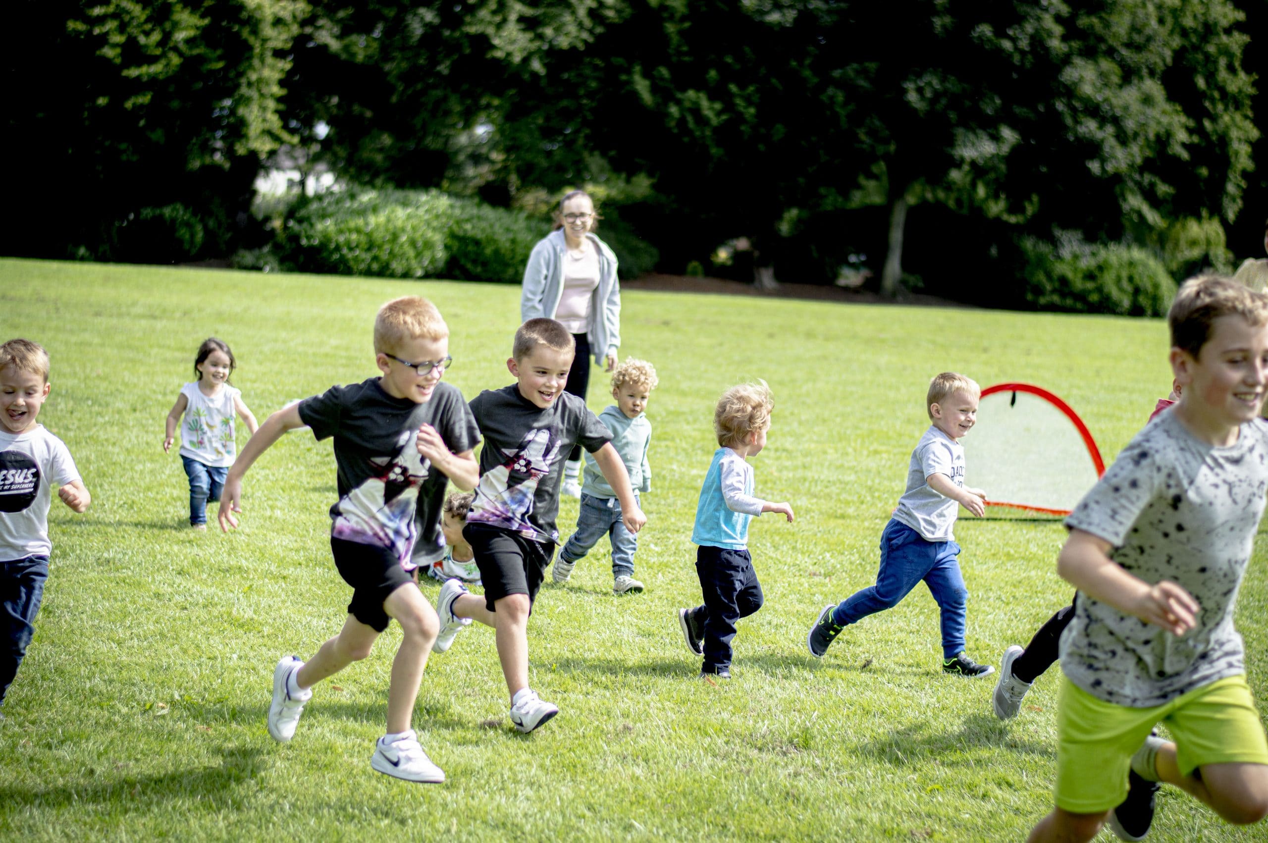 a group of children running